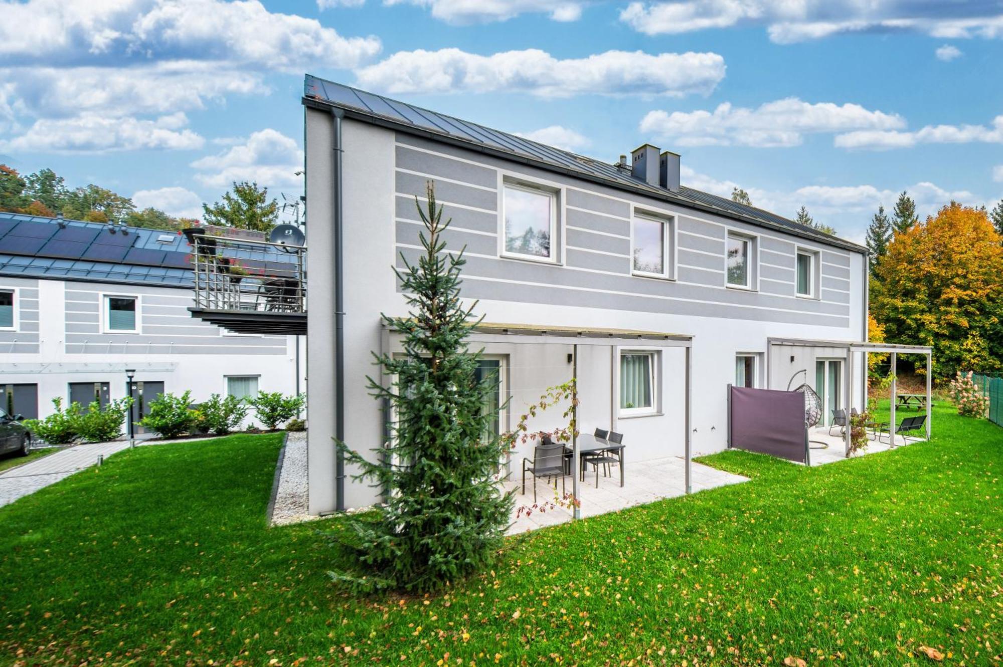 Apartamenty Wczasowa - Komfort Z Narciarnia Kudowa Zdroj Luaran gambar