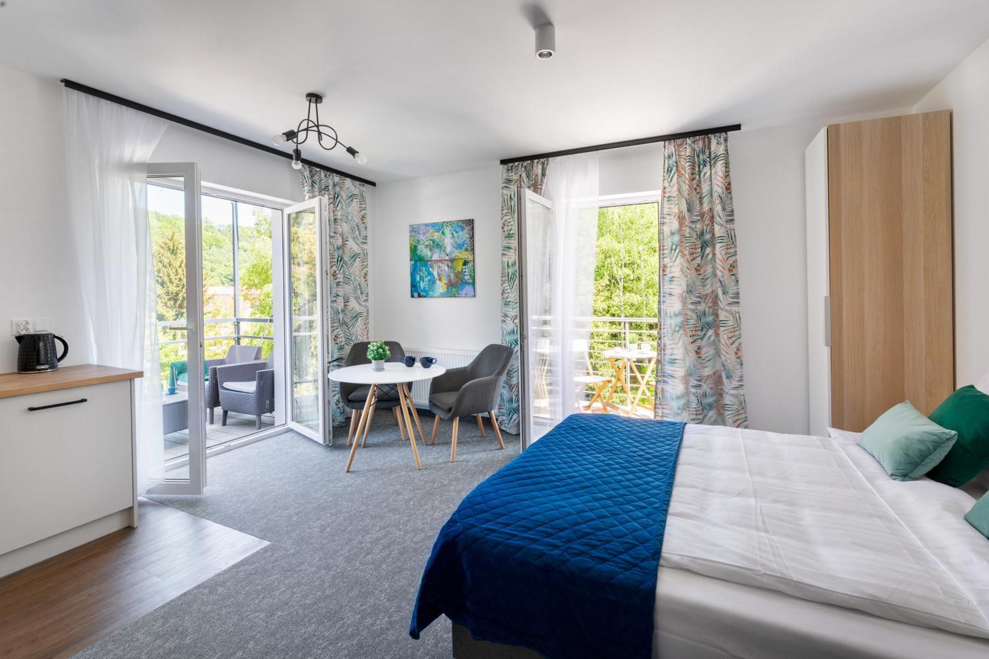 Apartamenty Wczasowa - Komfort Z Narciarnia Kudowa Zdroj Luaran gambar