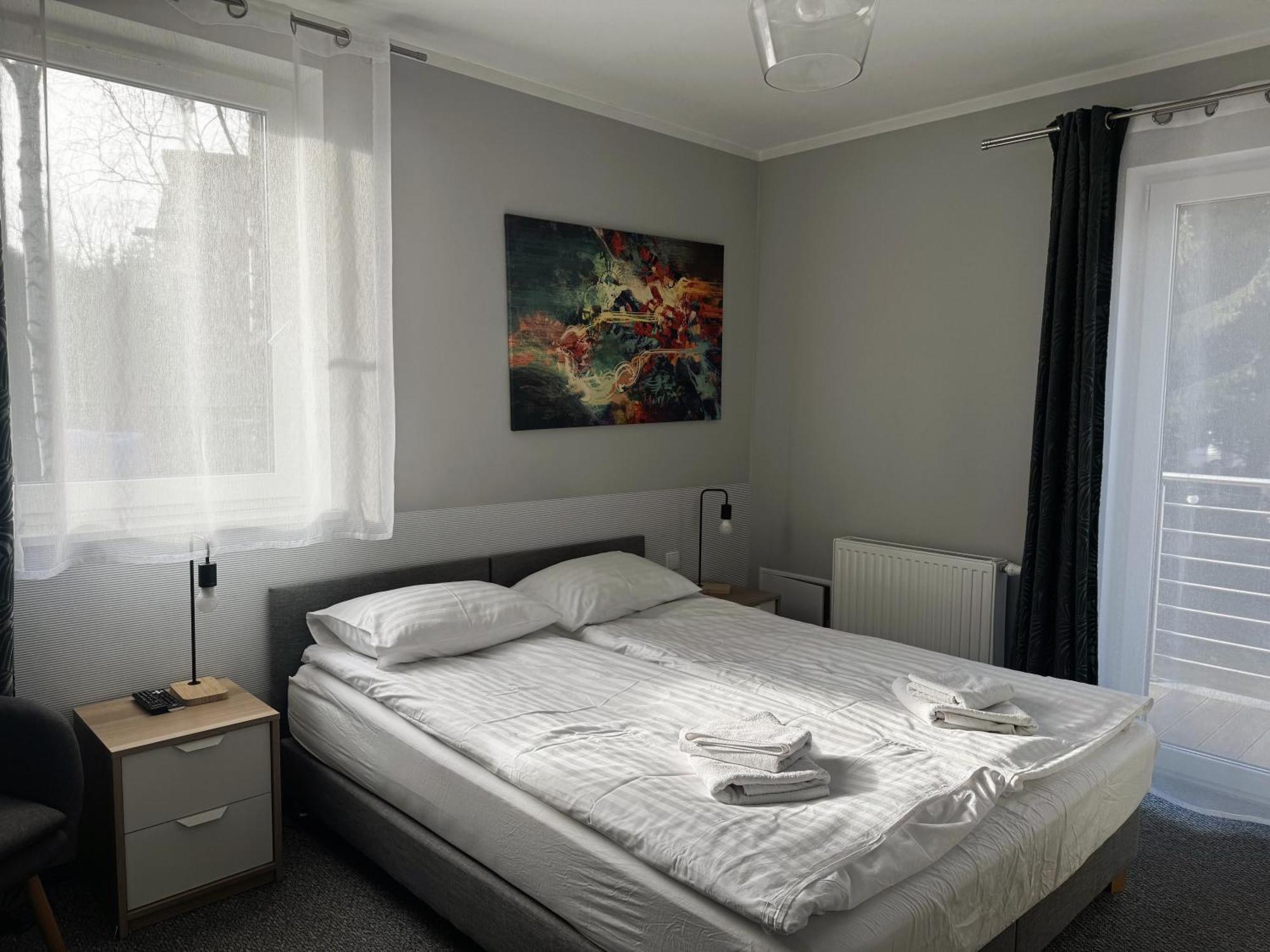 Apartamenty Wczasowa - Komfort Z Narciarnia Kudowa Zdroj Luaran gambar