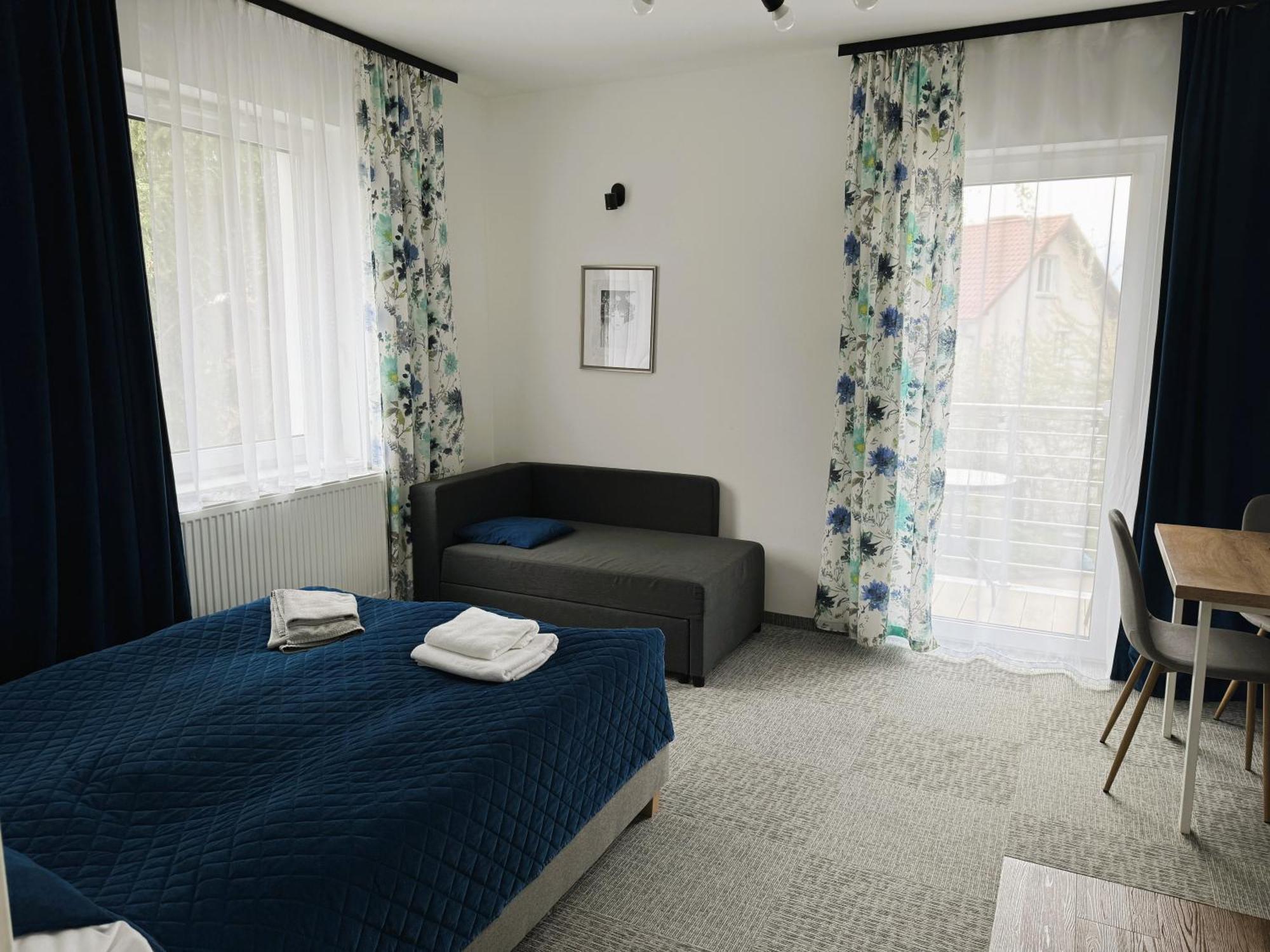 Apartamenty Wczasowa - Komfort Z Narciarnia Kudowa Zdroj Luaran gambar